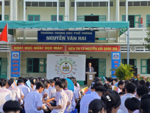 Ban lãnh đạo công ty chia sẽ thông tin chương trình " Tiếp Bước Thanh Niên Khởi Nghiệp "